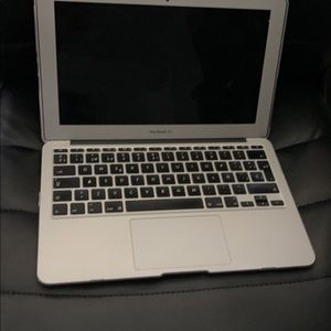 Apple MacBook $800 OBO